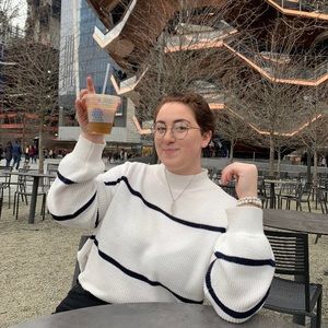 Meet your Posher, Lisa